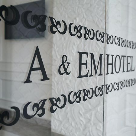 A&Em - The Petit Hotel Хошимин Экстерьер фото