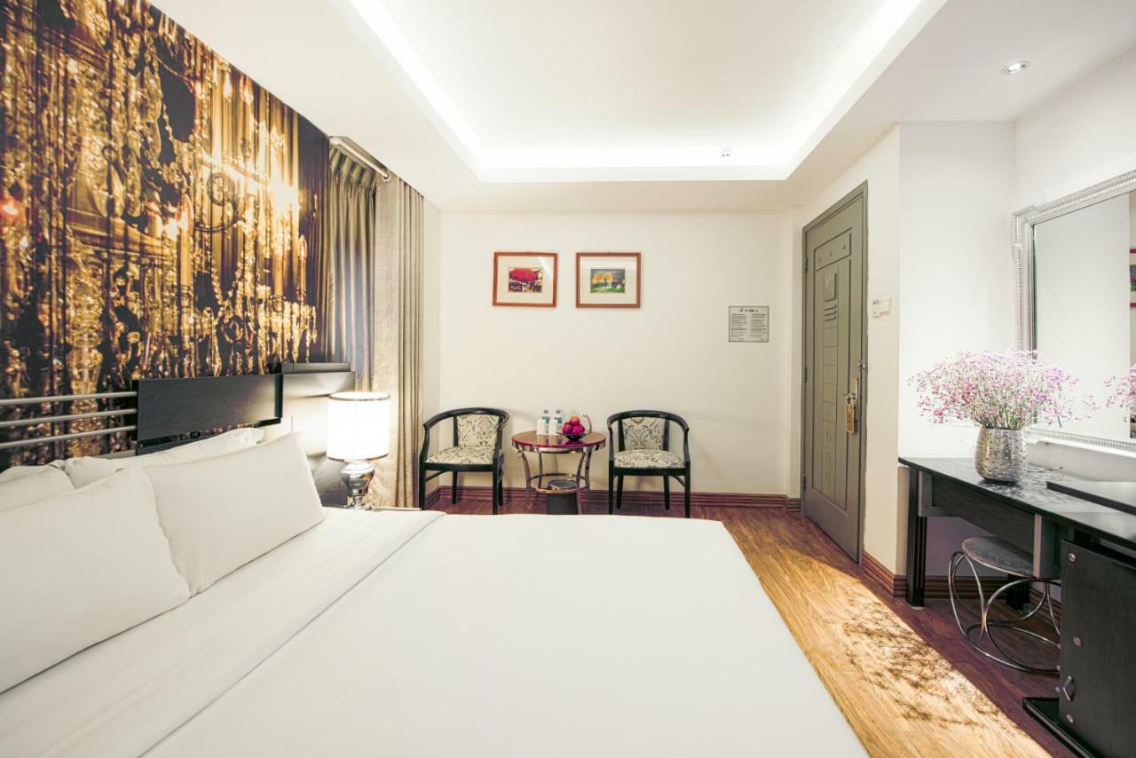 A&Em - The Petit Hotel Хошимин Экстерьер фото