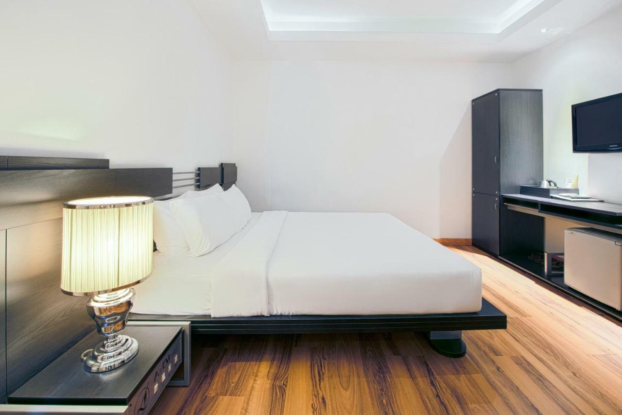 A&Em - The Petit Hotel Хошимин Экстерьер фото